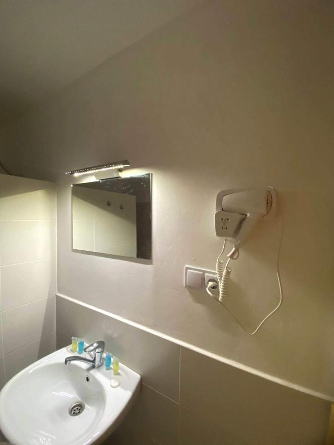 Beko'S Garden Inn Mestia Szoba fotó