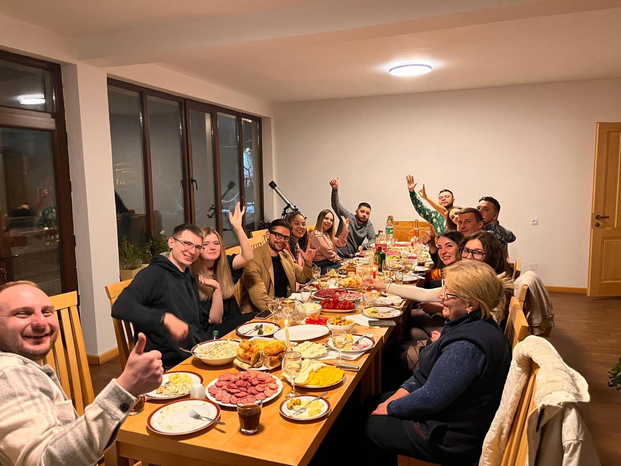 Beko'S Garden Inn Mestia Kültér fotó