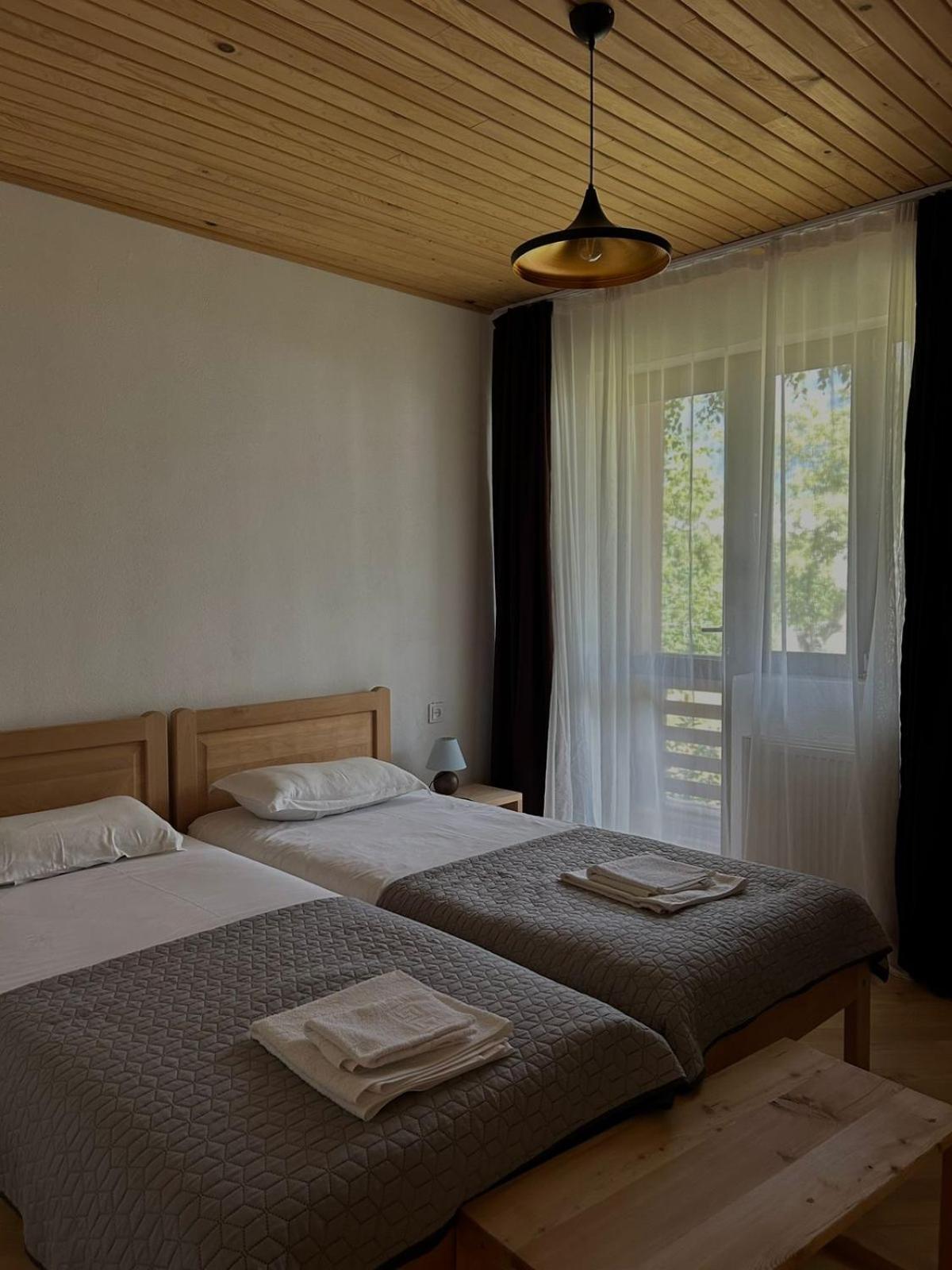 Beko'S Garden Inn Mestia Kültér fotó