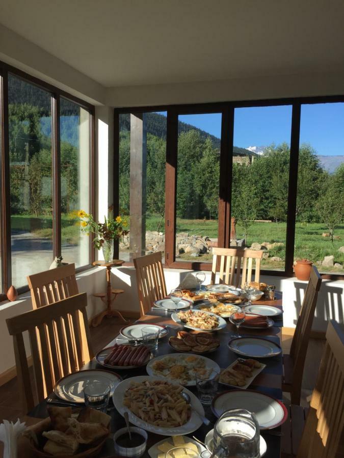 Beko'S Garden Inn Mestia Kültér fotó